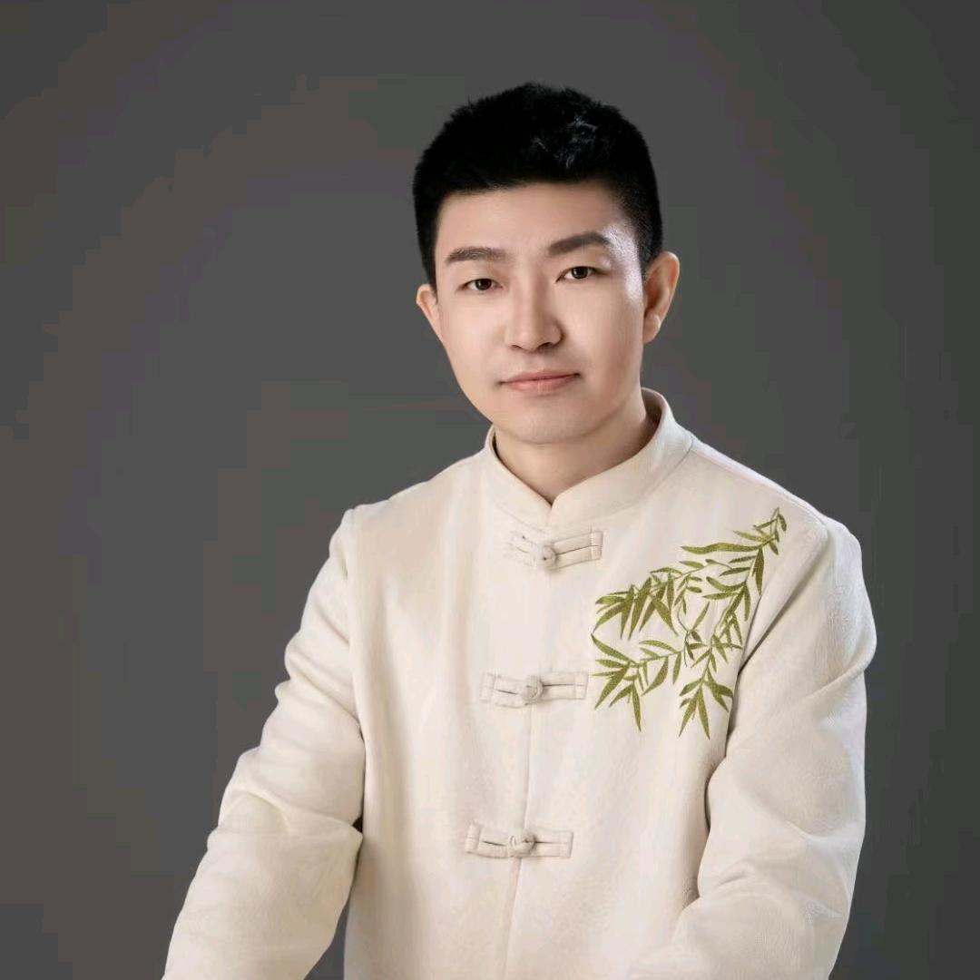 在大连做“孙氏养护”的杨老师