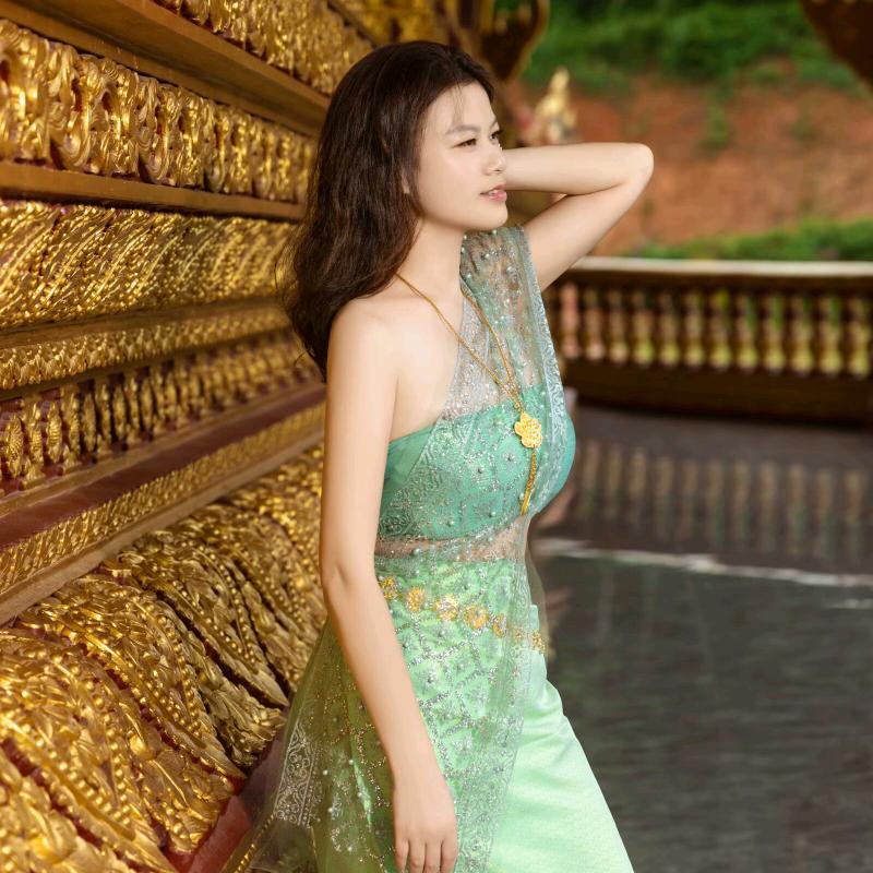 张朵朵
