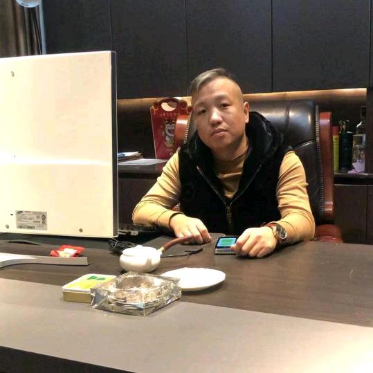 江湖健