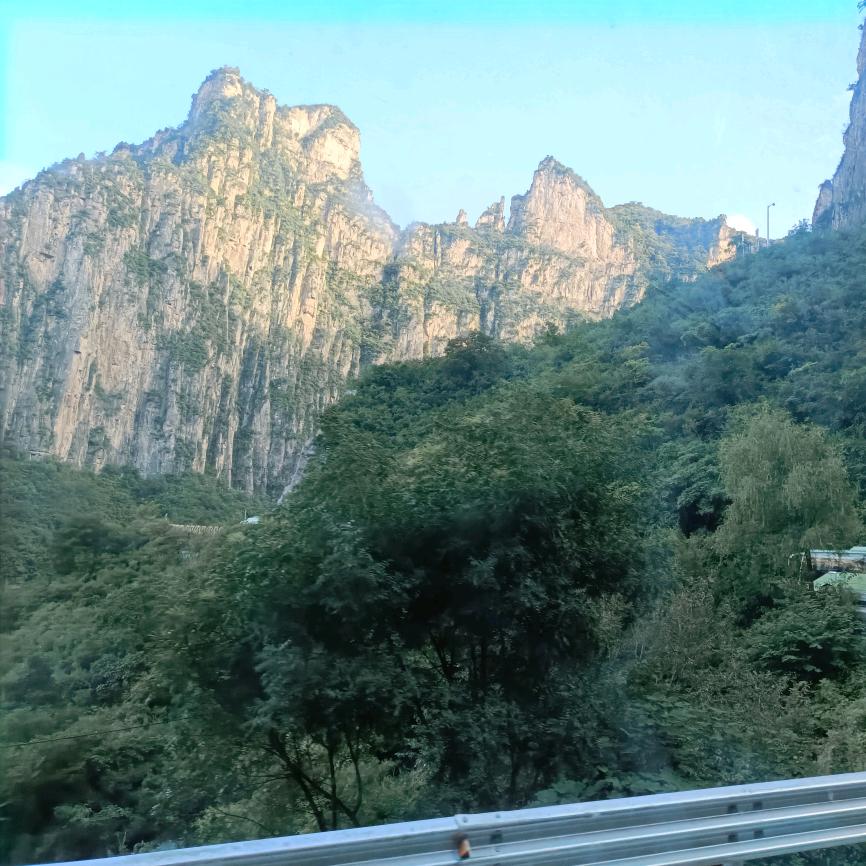 鲁通汽车贴膜培训机构刘老师