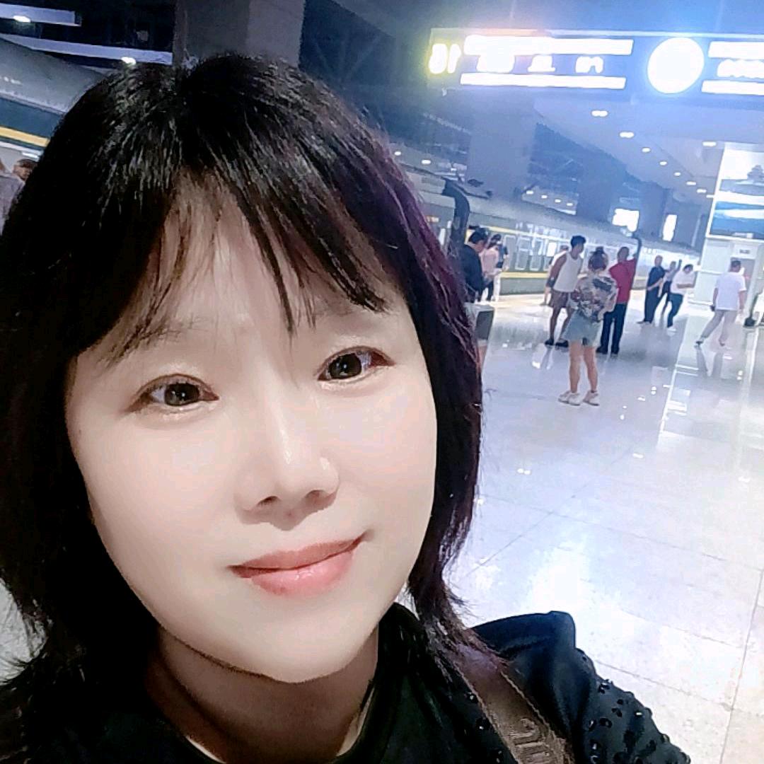 爱笑的女人善良可爱