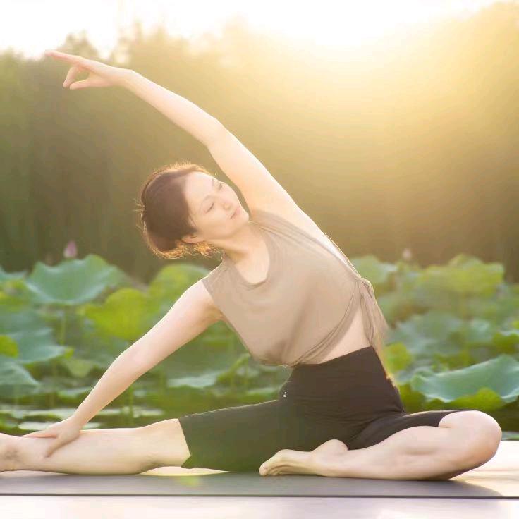 桂林姐瑜伽(美体塑形）