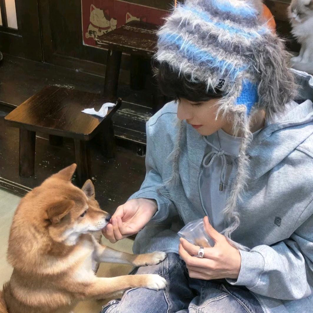 小Yu._