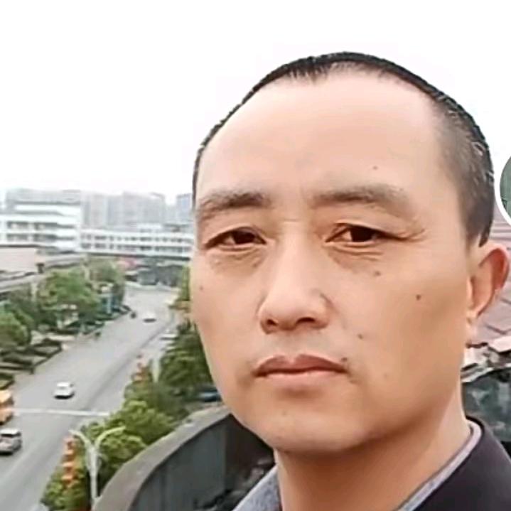 蒋军华，专业I出售牛肉，猪肉