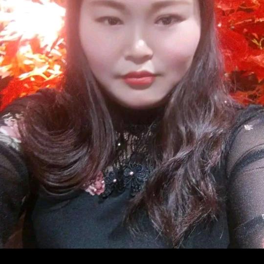 小琴琴(唱歌聊天主播)下午6点到10点