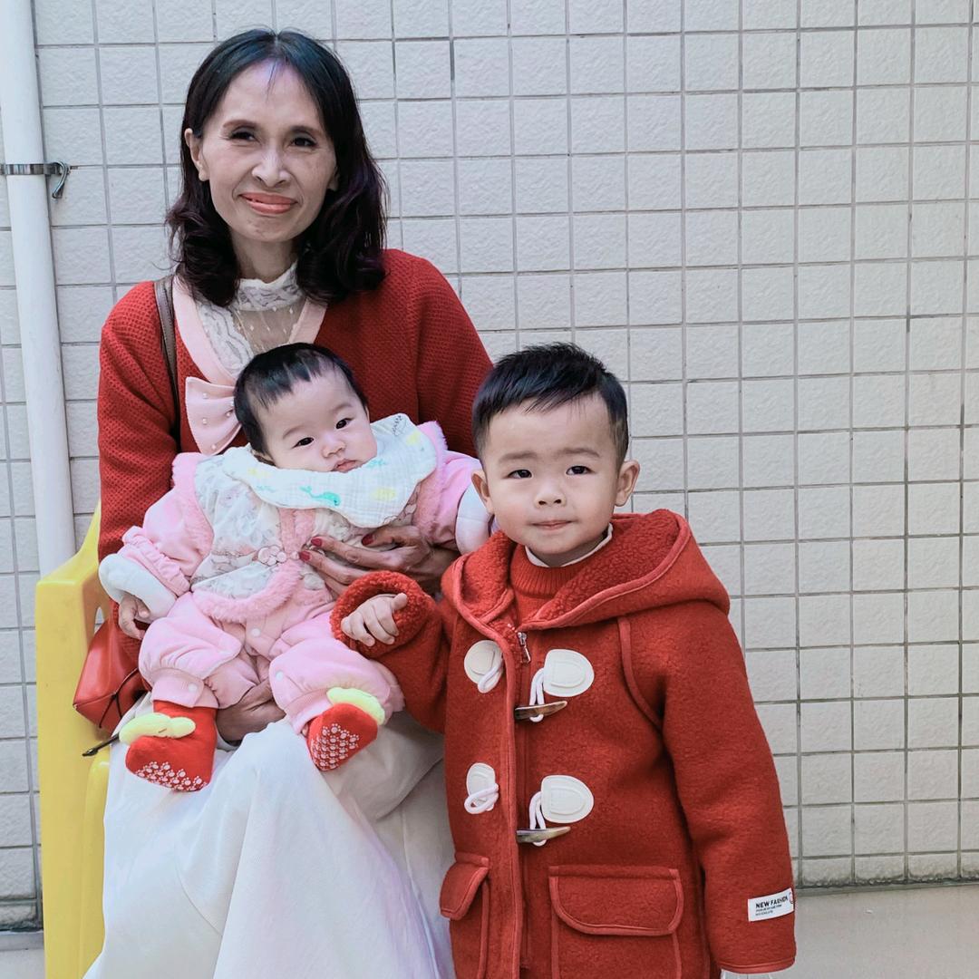 丽丽