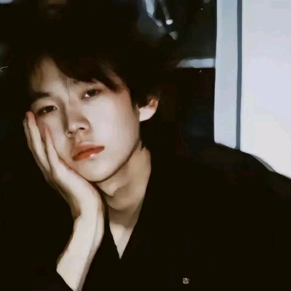 ༺༃多༒爷༃༻