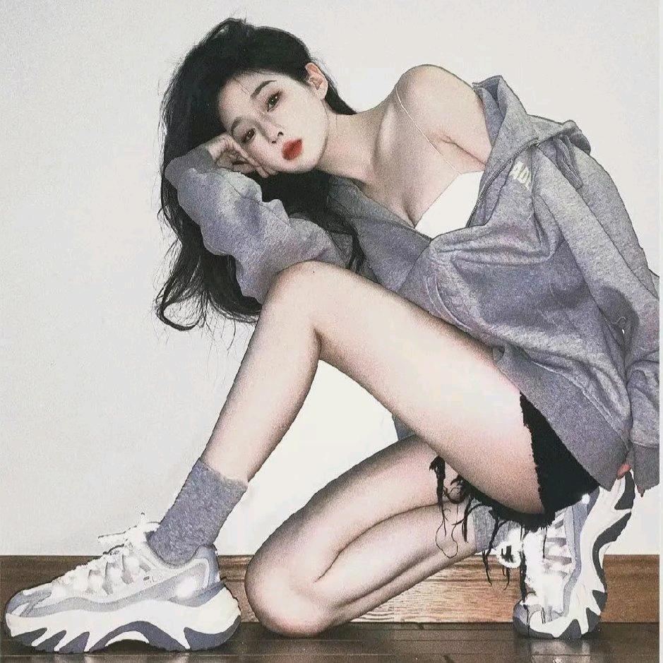 🌙七七💤（财财）