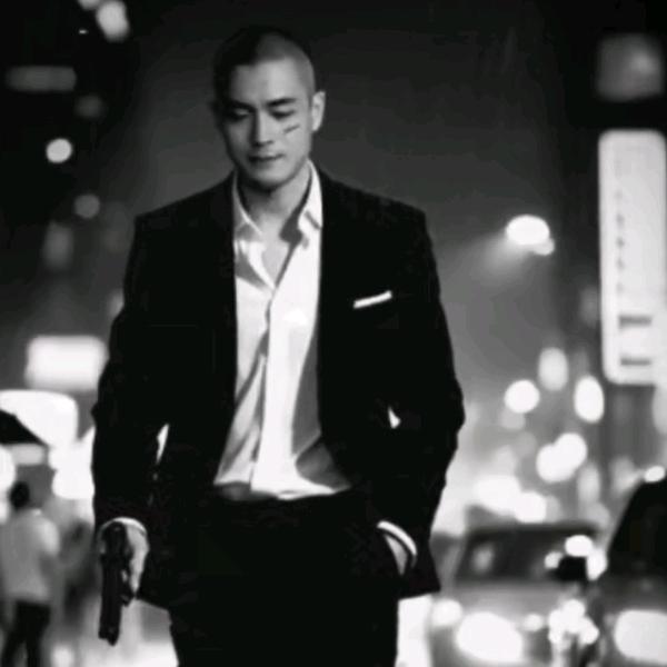 （圥忈）大  叔