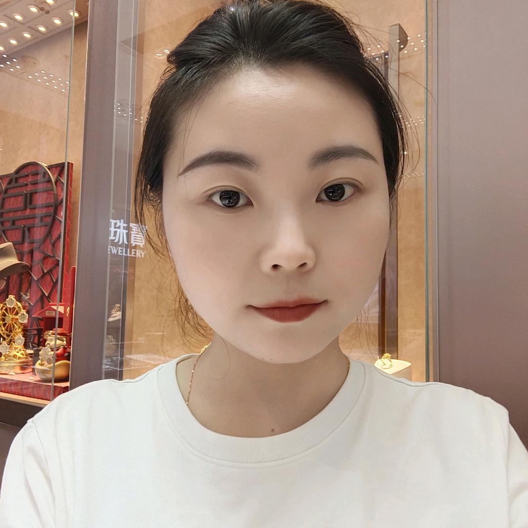 六福珠宝芝芝