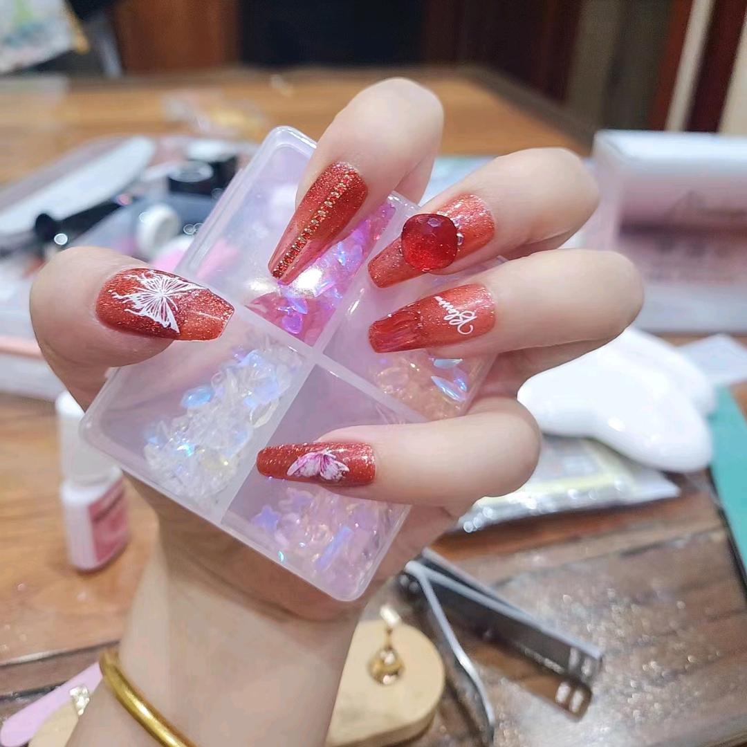 TT穿戴甲