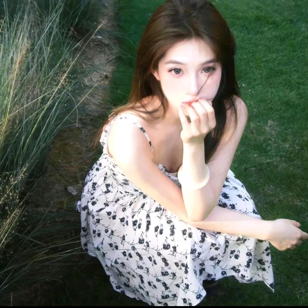 小V