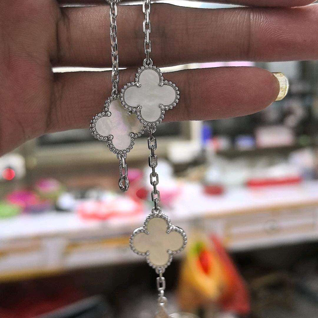 交流首饰抖音直播老板