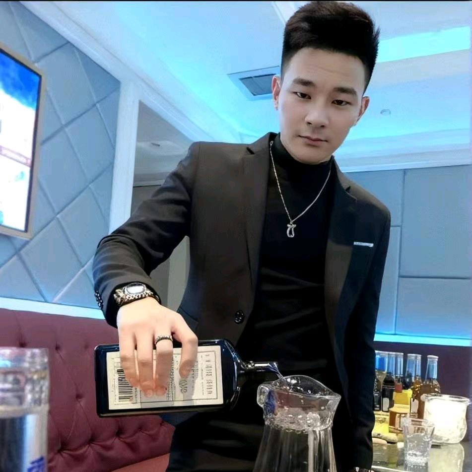 俊涵