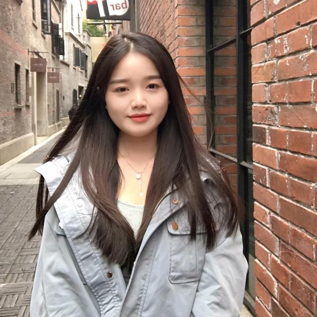 丽丽(贵州水家妹)