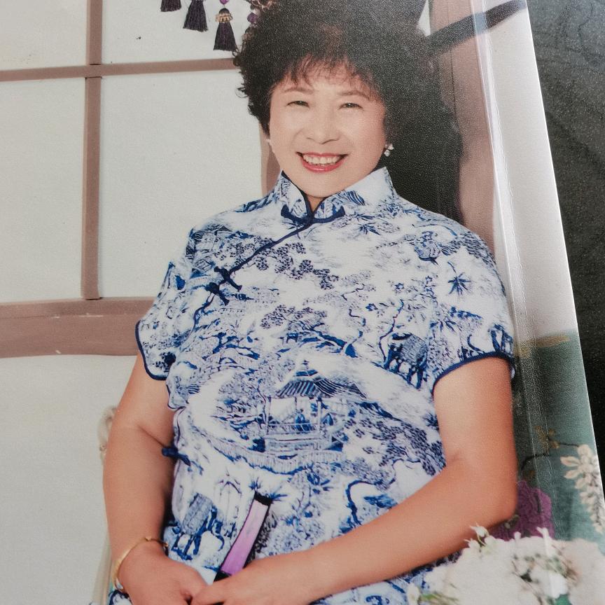 美艳老太婆