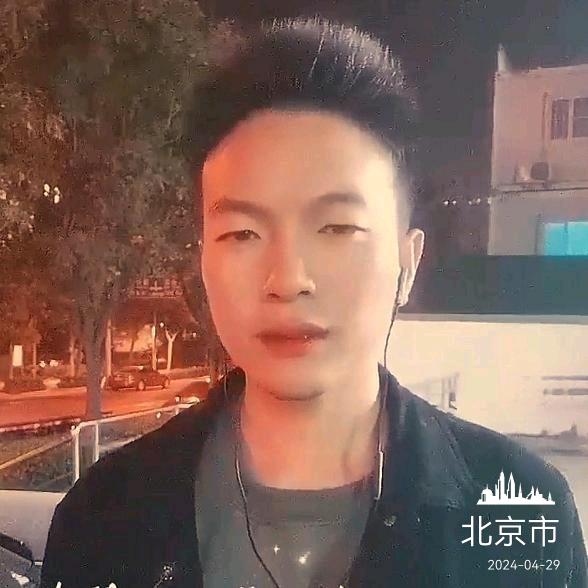 前哥爱唱歌