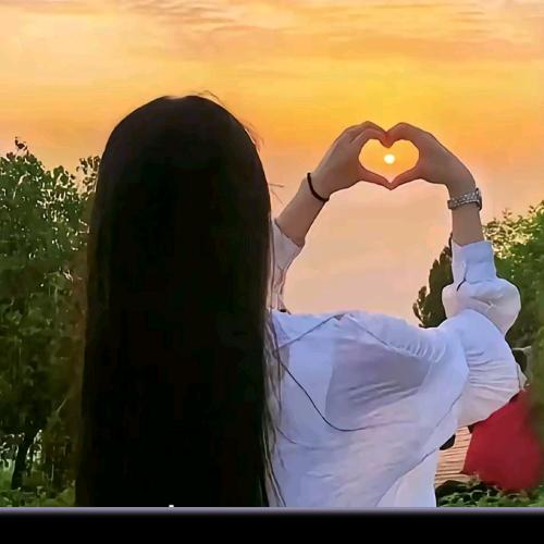 云南小阿杜自家苹果园