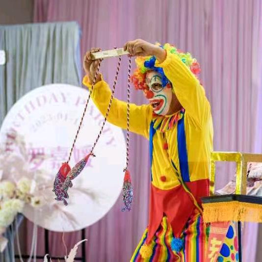 百色市人偶服气拱门出租—小丑（万变圣手）