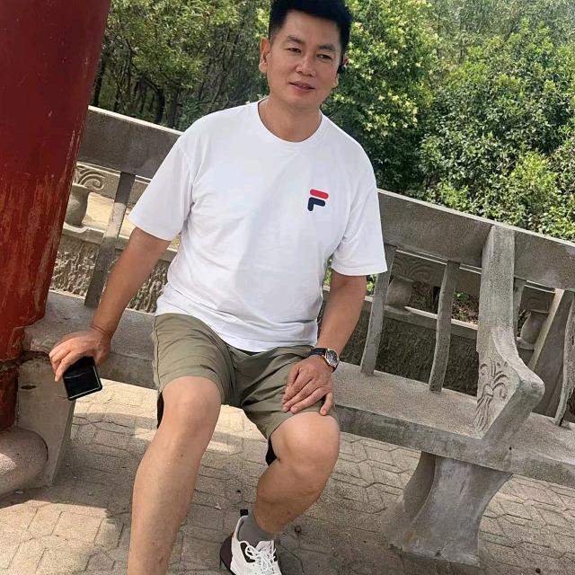 理想终將绽放光芒