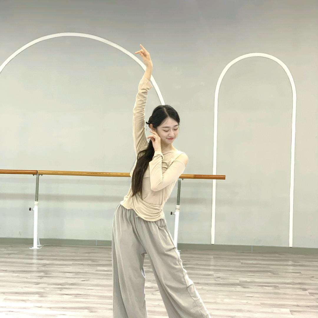 云海间舞蹈联盟任丘市云海间舞蹈工作室