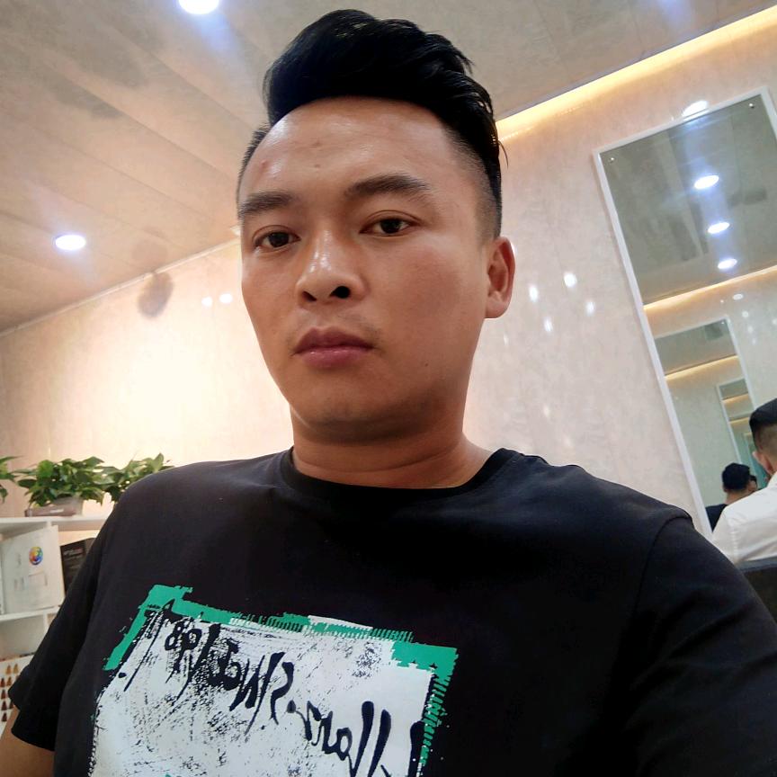 大嘴巴