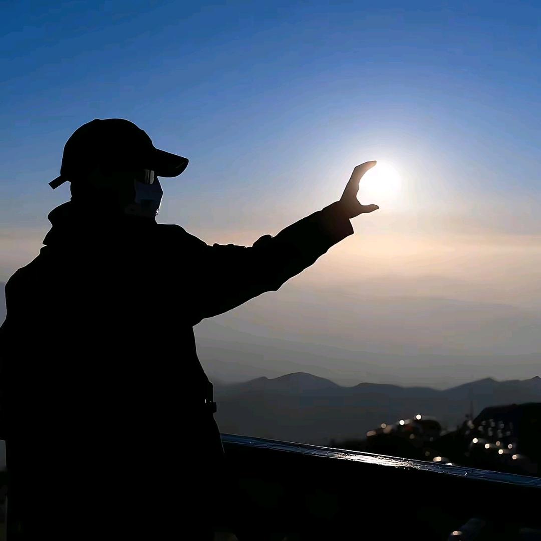 小啊鹏