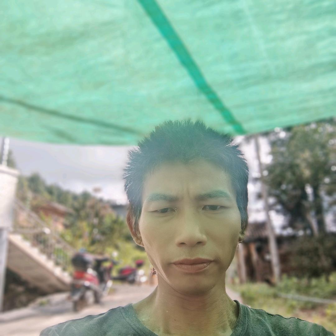 心软是病，痴情是命