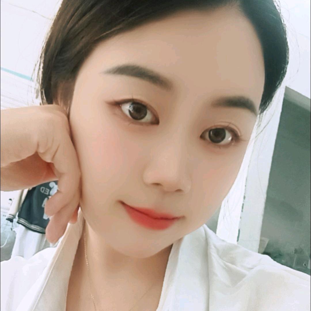 配龙易二妹蛋糕