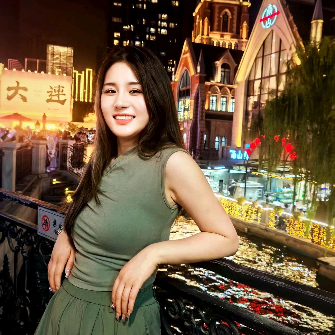 霍邱卖灯老板娘