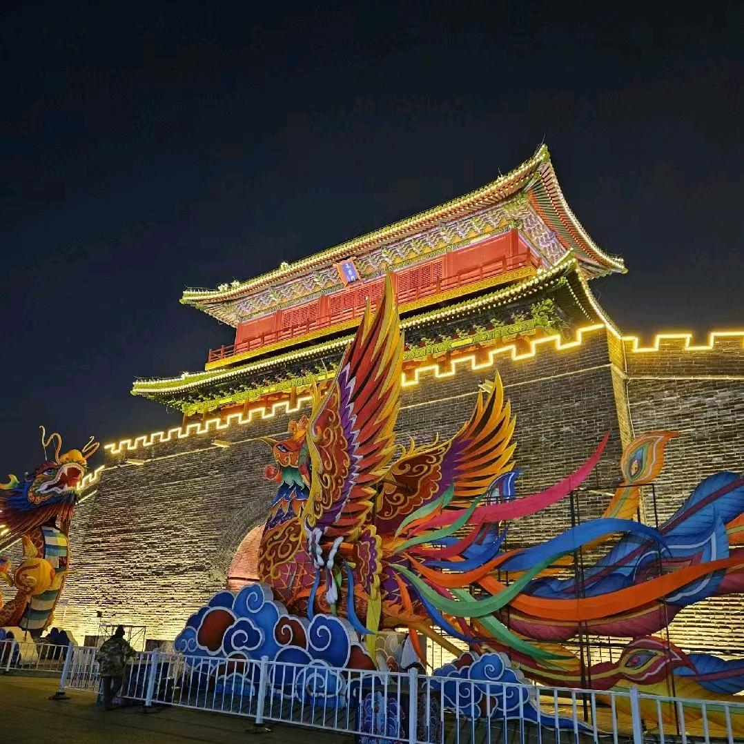 本是后山人，偶做坐堂客