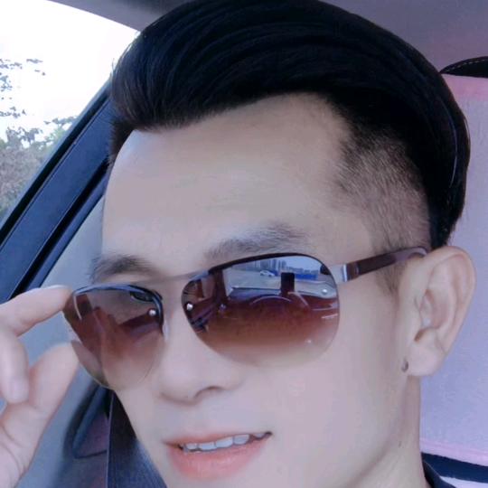 阳春装修贴哥，锋少