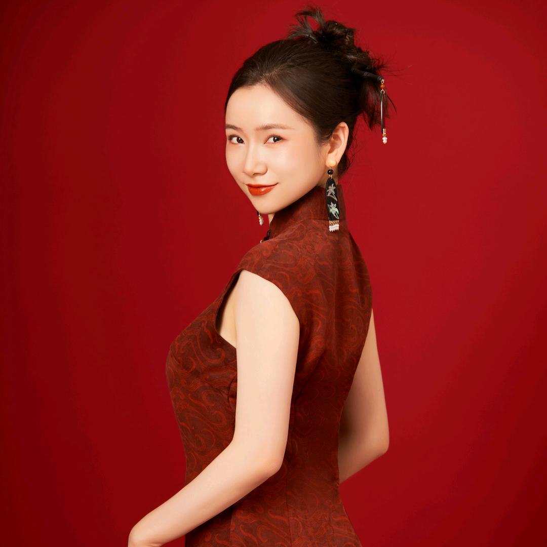 瑾妹妹赏画