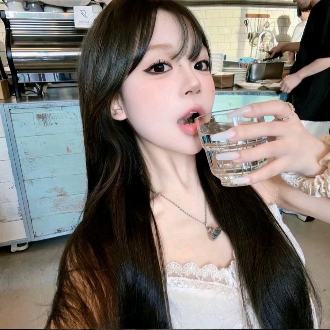 ㅤㅤ关你什么柿.🍅