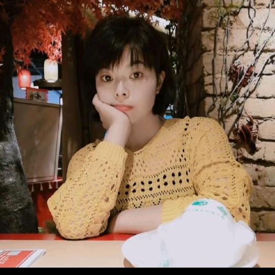 许闹闹ღ᭄