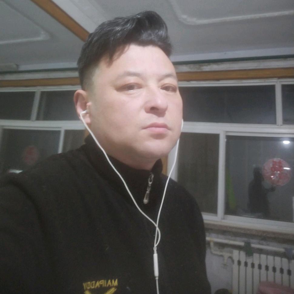 劉大庆
