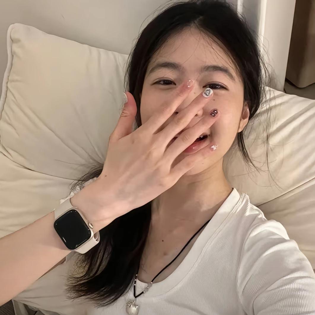 小瑶瑶.