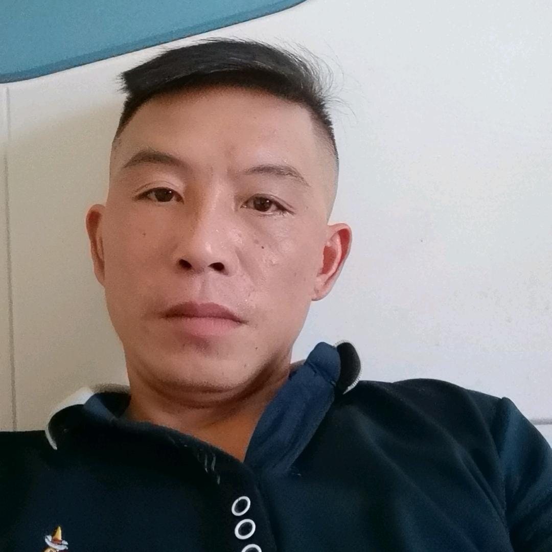 纯天然跑山乌鸡养殖181610965