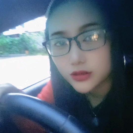 傻妞<拒私聊﹥
