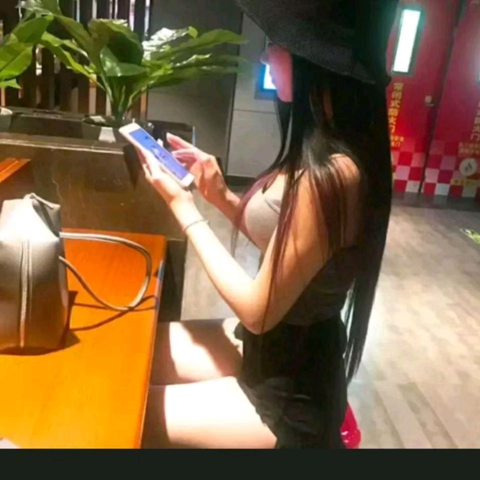 小陌饿了