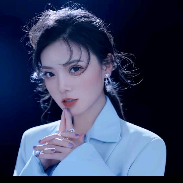千屿sheila穿搭