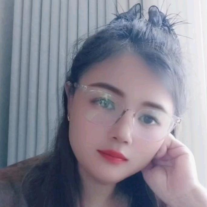 小美🍒