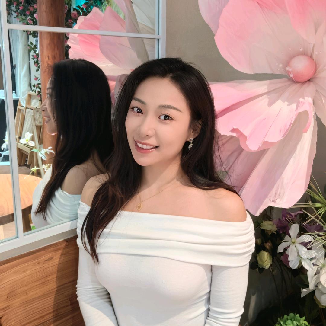 姜玉琳Julia