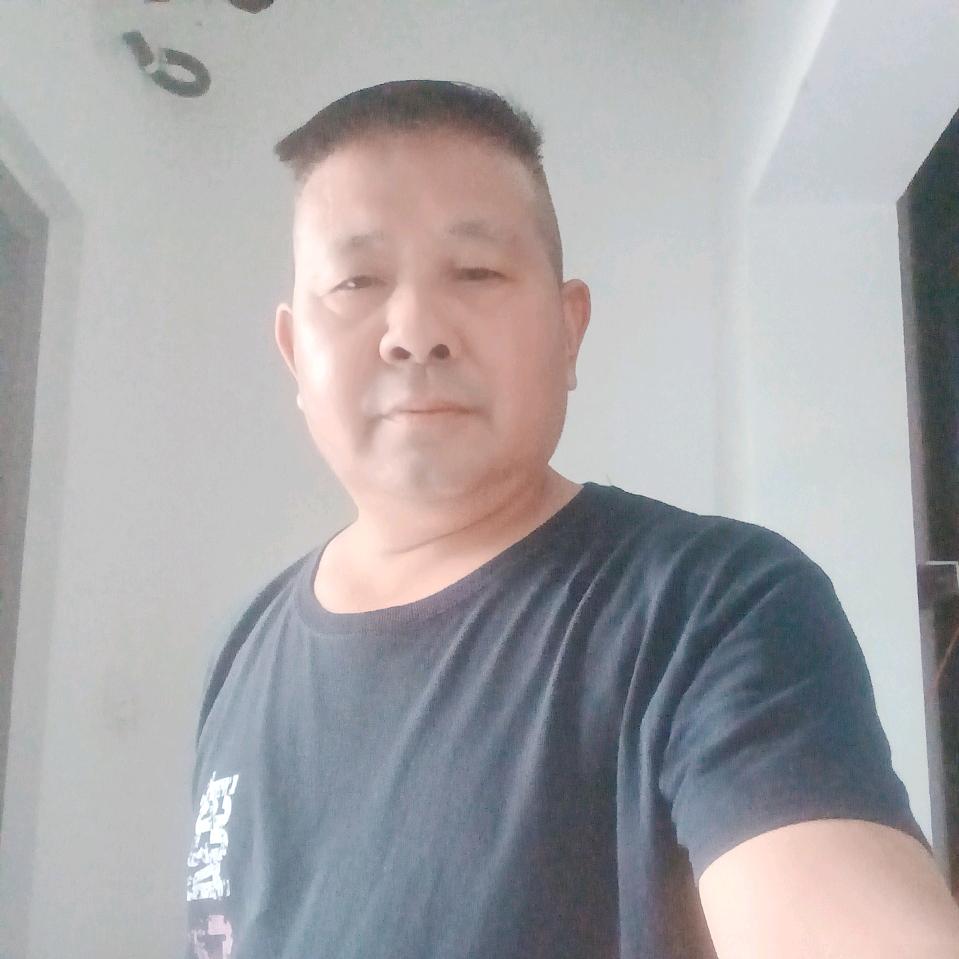 邹春华，红安县七里坪镇邹家岗。