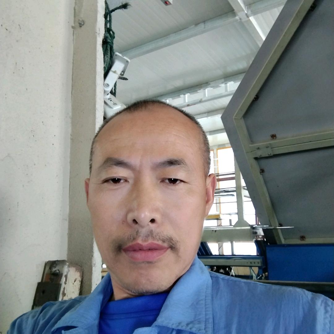 弄月