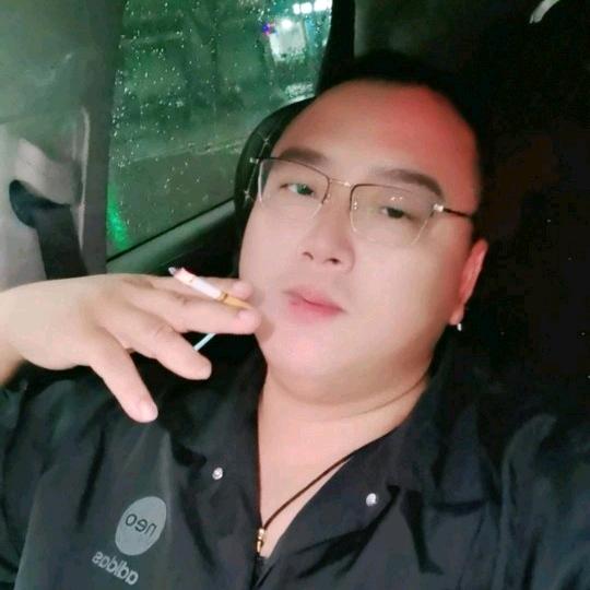 👄亞🐰鼕❄️💫