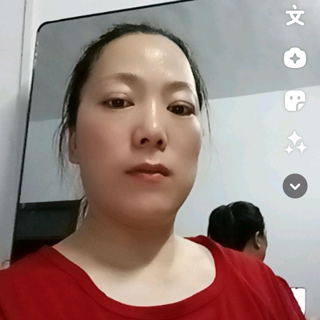 思思妈，走路主播