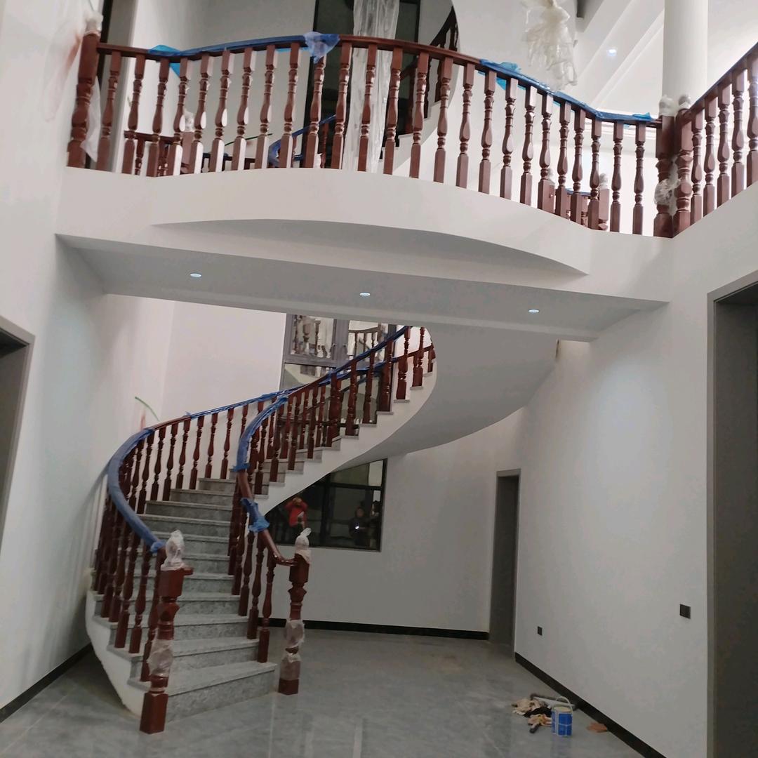 贵州步升达楼梯（室内外护栏，门窗，杨师）