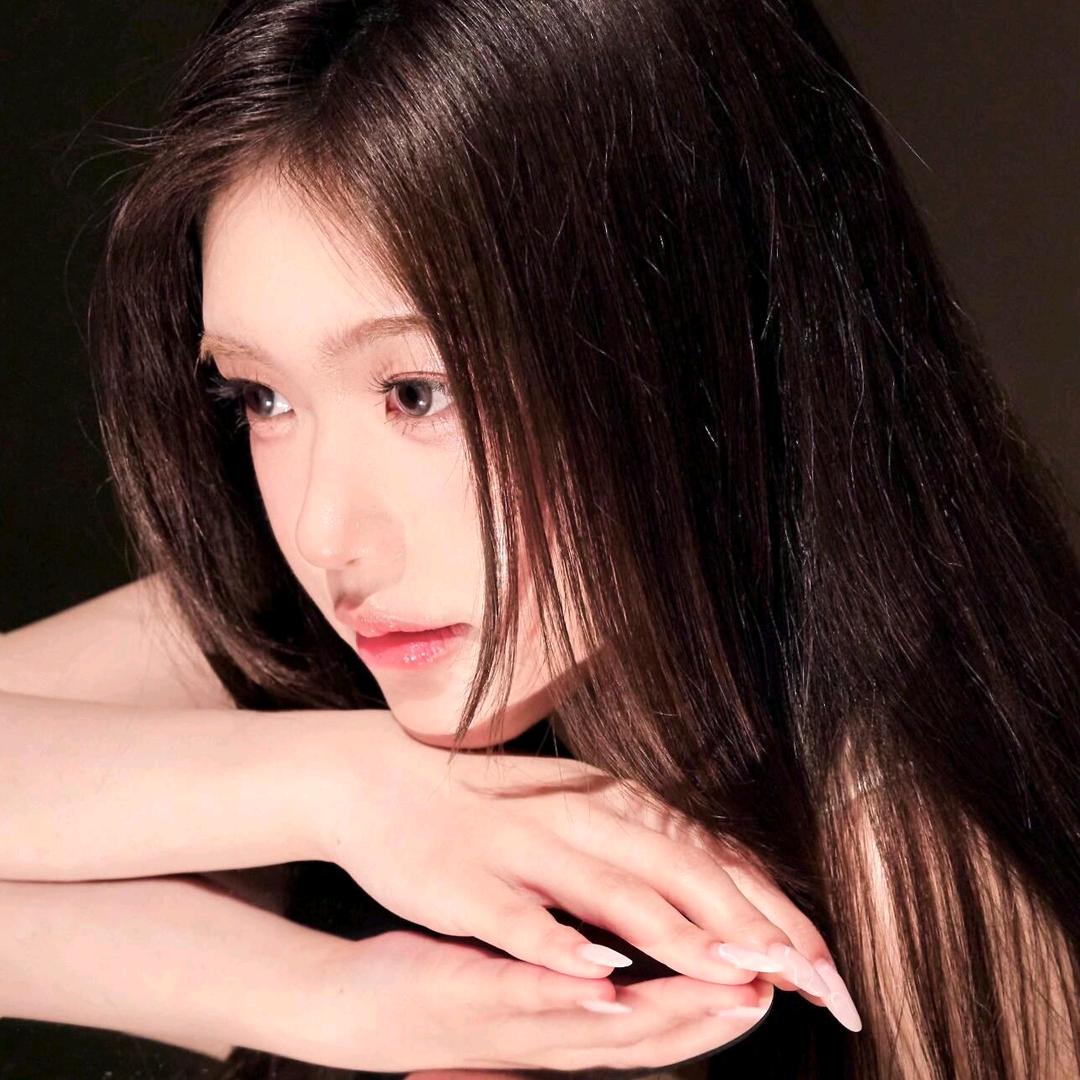 白