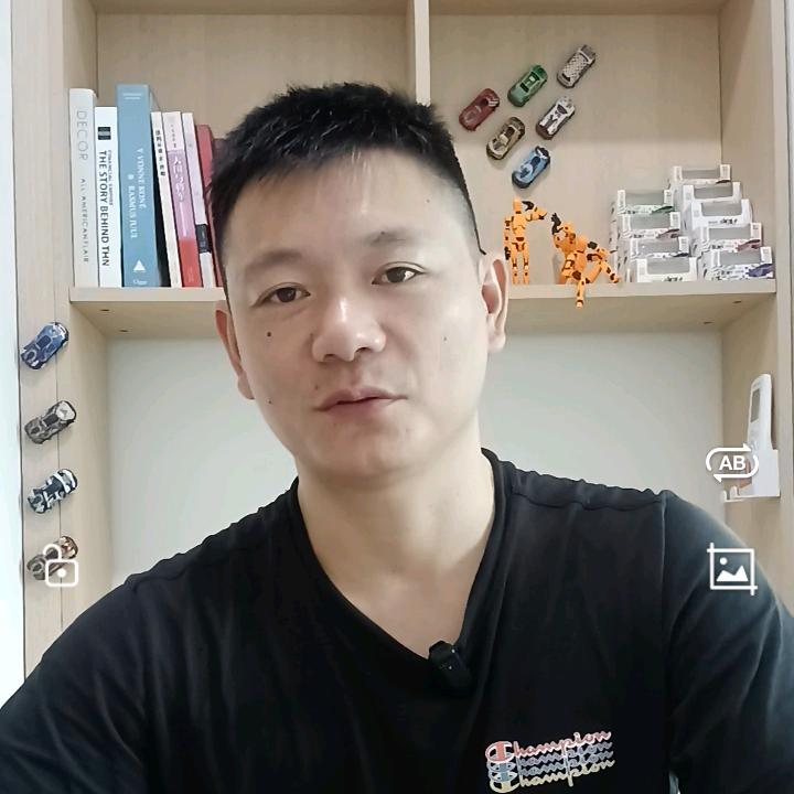 又懒又菜的水电工